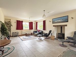 Photo 22- click for photo gallery